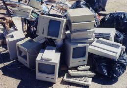 Computer Trash (2001)